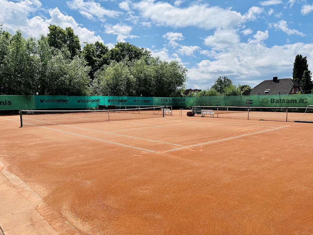 Tennis spielen auf der Tennisanlage in Melle-Eicken